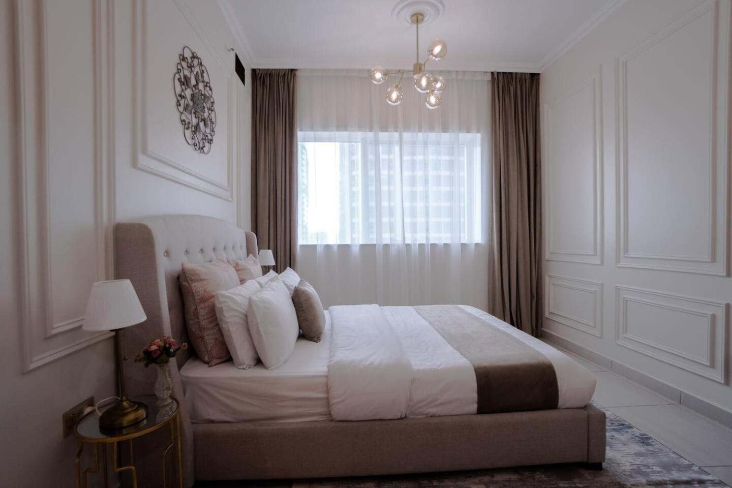 Feel Like Home Away From Home On 34Th Floor Dubai Buitenkant foto