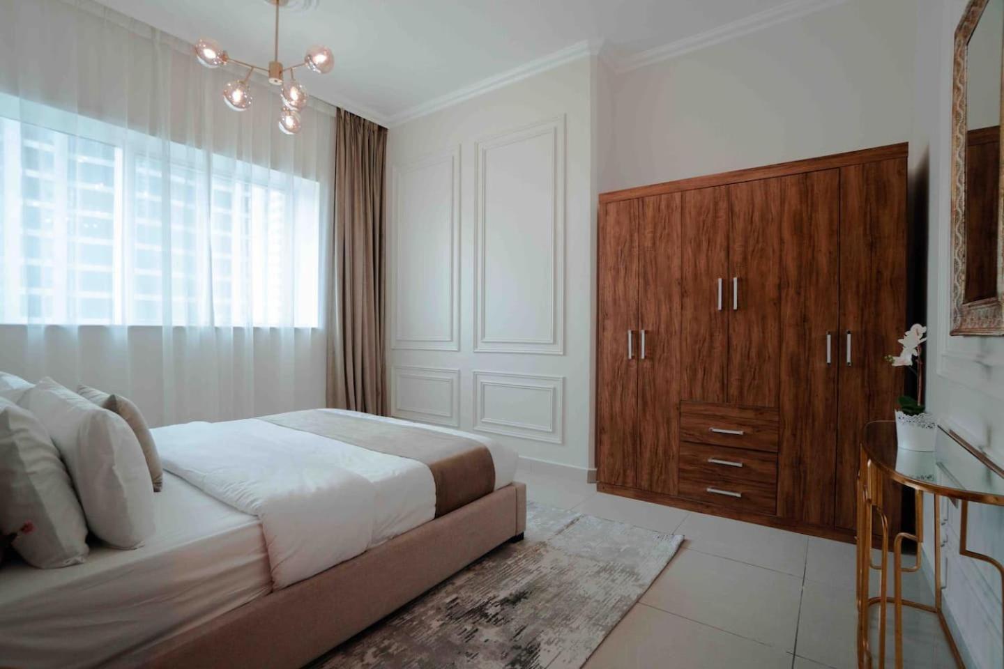 Feel Like Home Away From Home On 34Th Floor Dubai Buitenkant foto